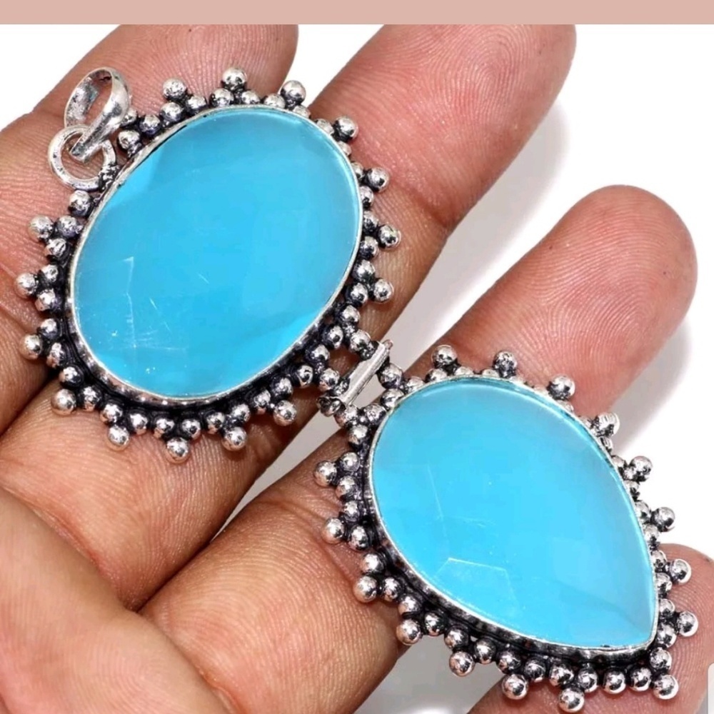 New Handcrafted Blue Chalcedone Pendant